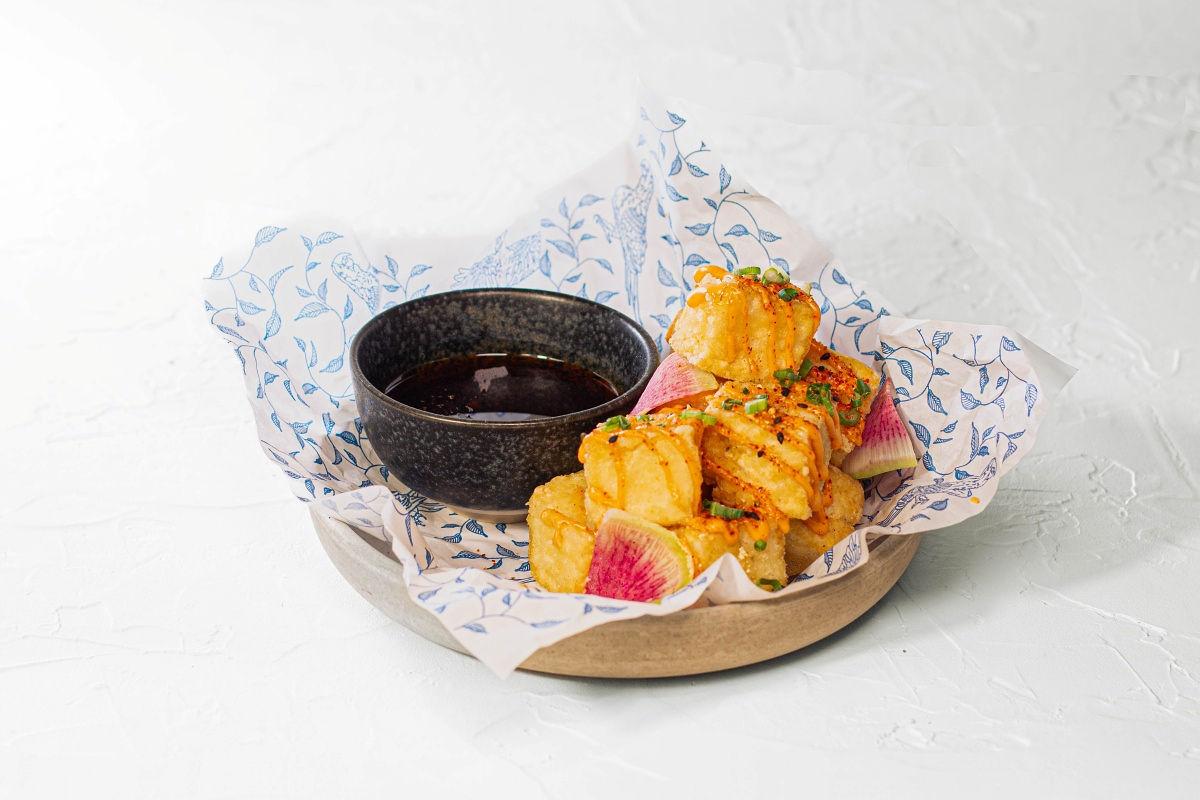 Crispy Chili Tofu at Earls Kitchen + Bar
